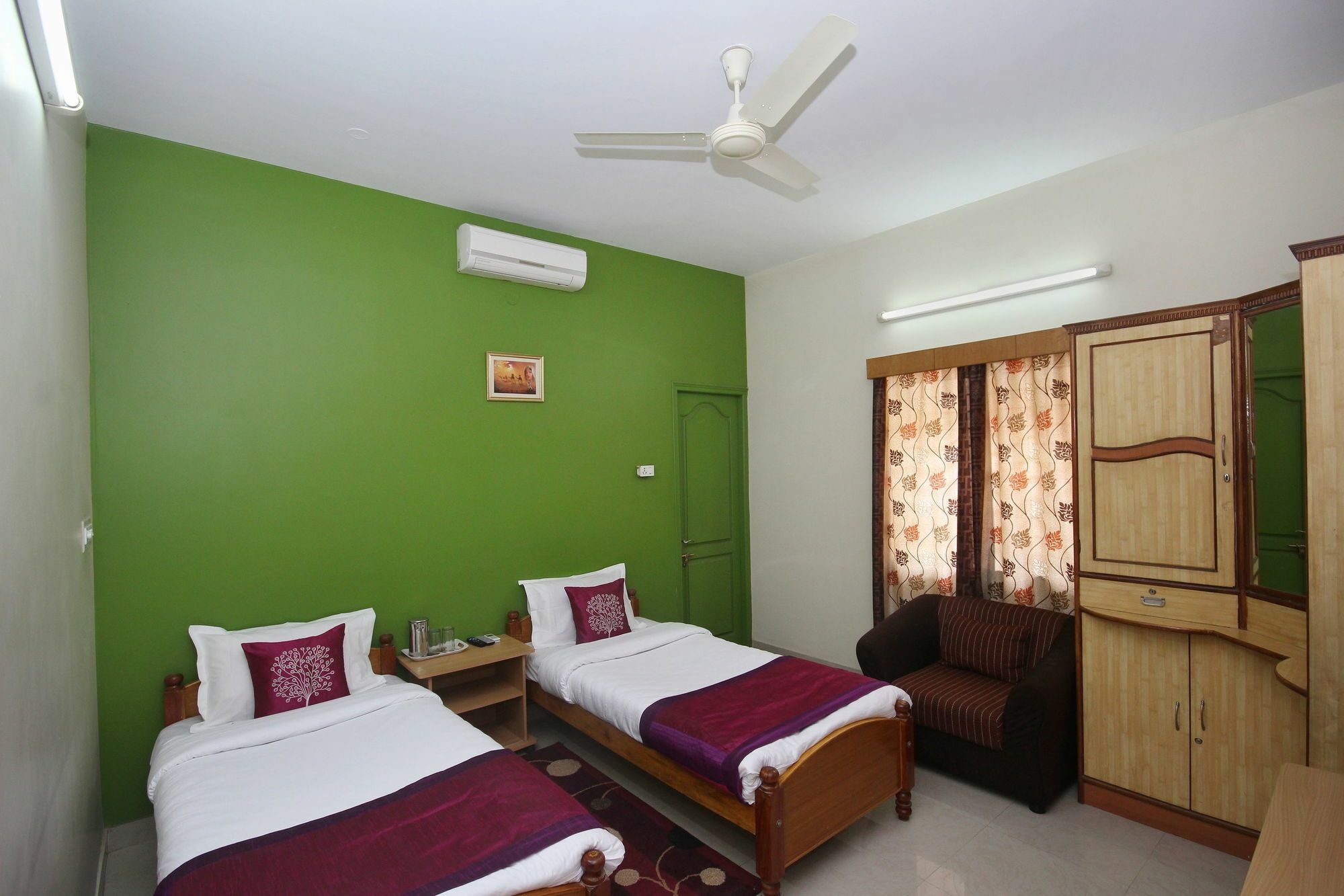 Itsy Hotels Shree Comforts Bangalore Exteriör bild