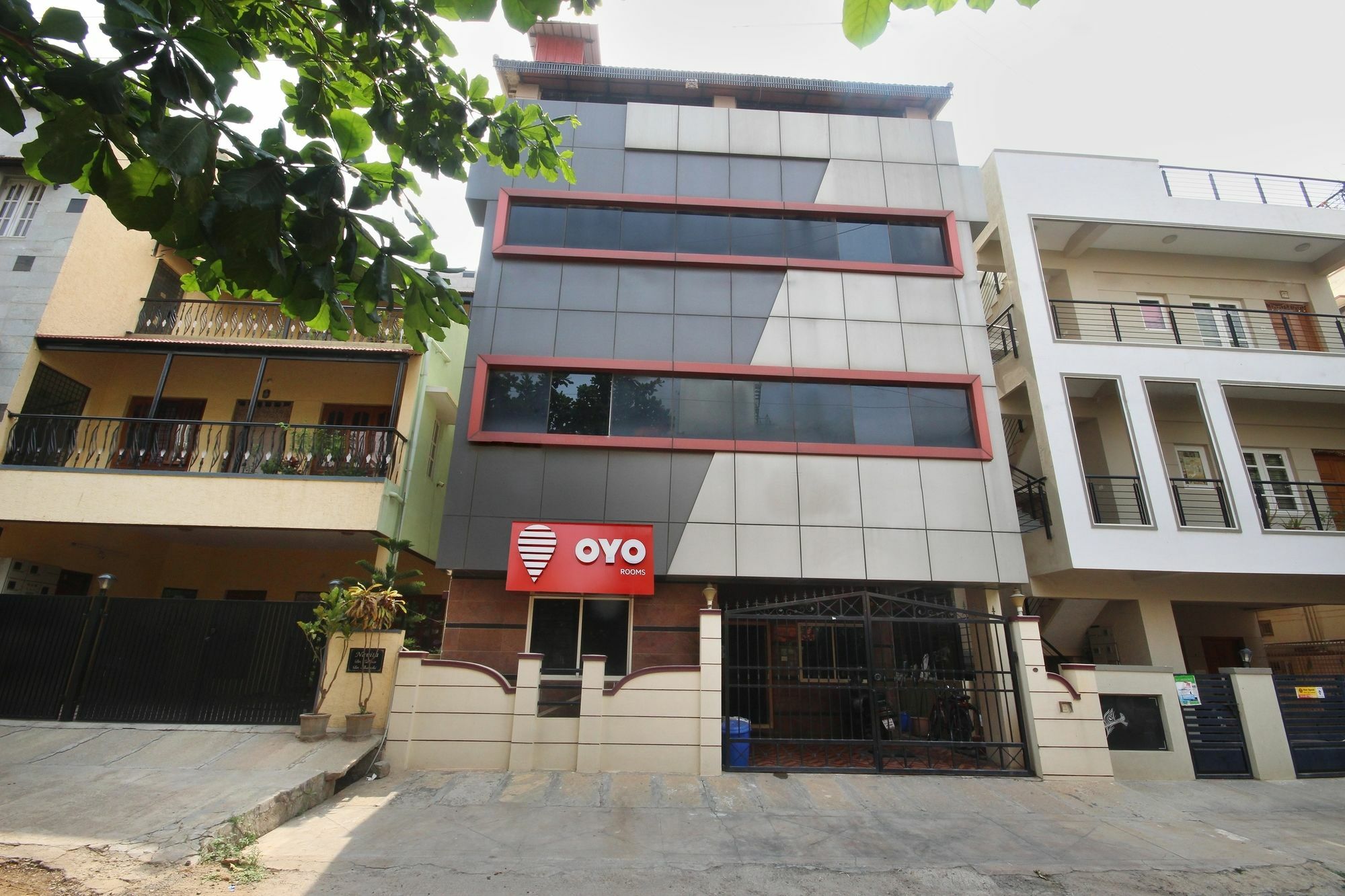 Itsy Hotels Shree Comforts Bangalore Exteriör bild