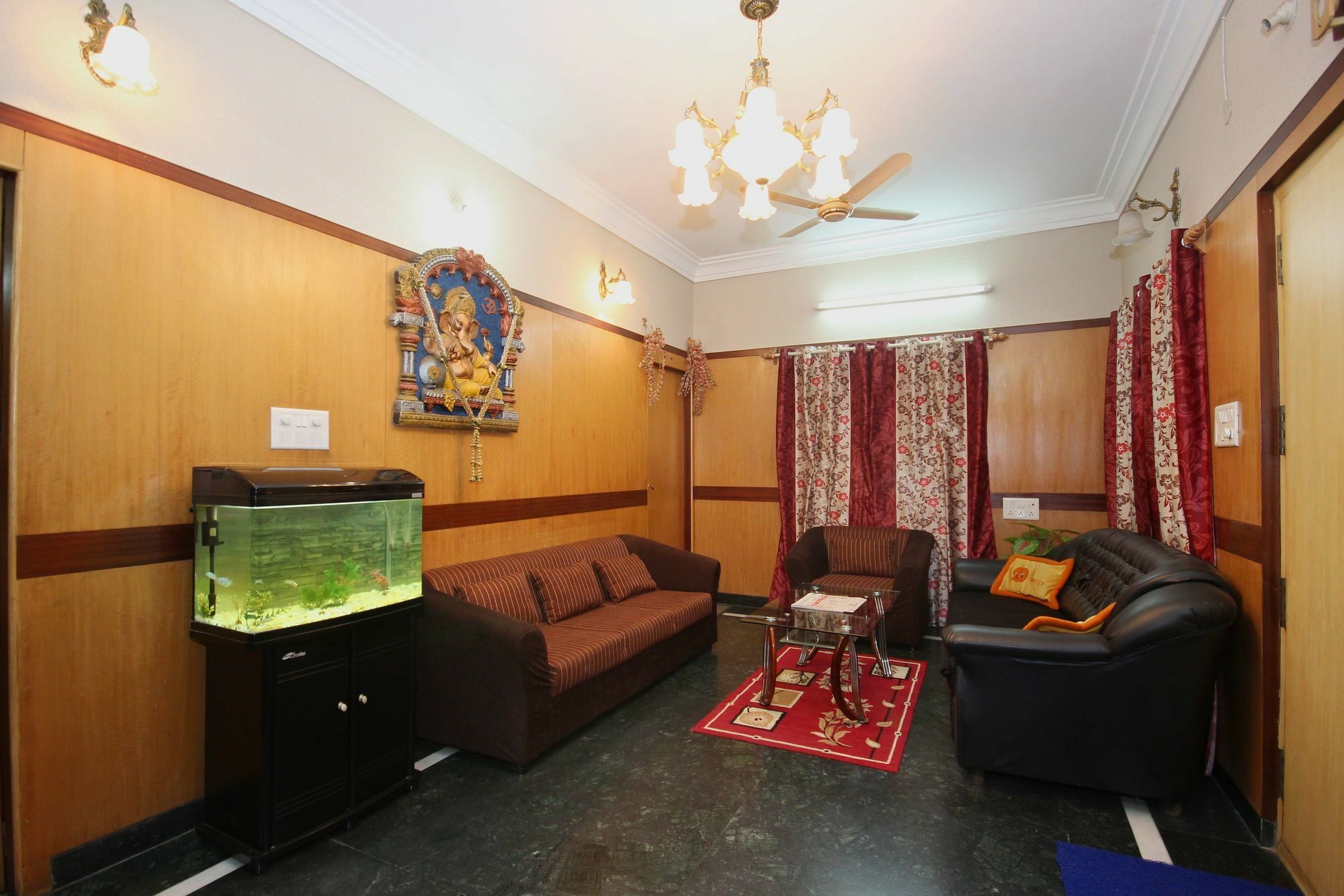 Itsy Hotels Shree Comforts Bangalore Exteriör bild